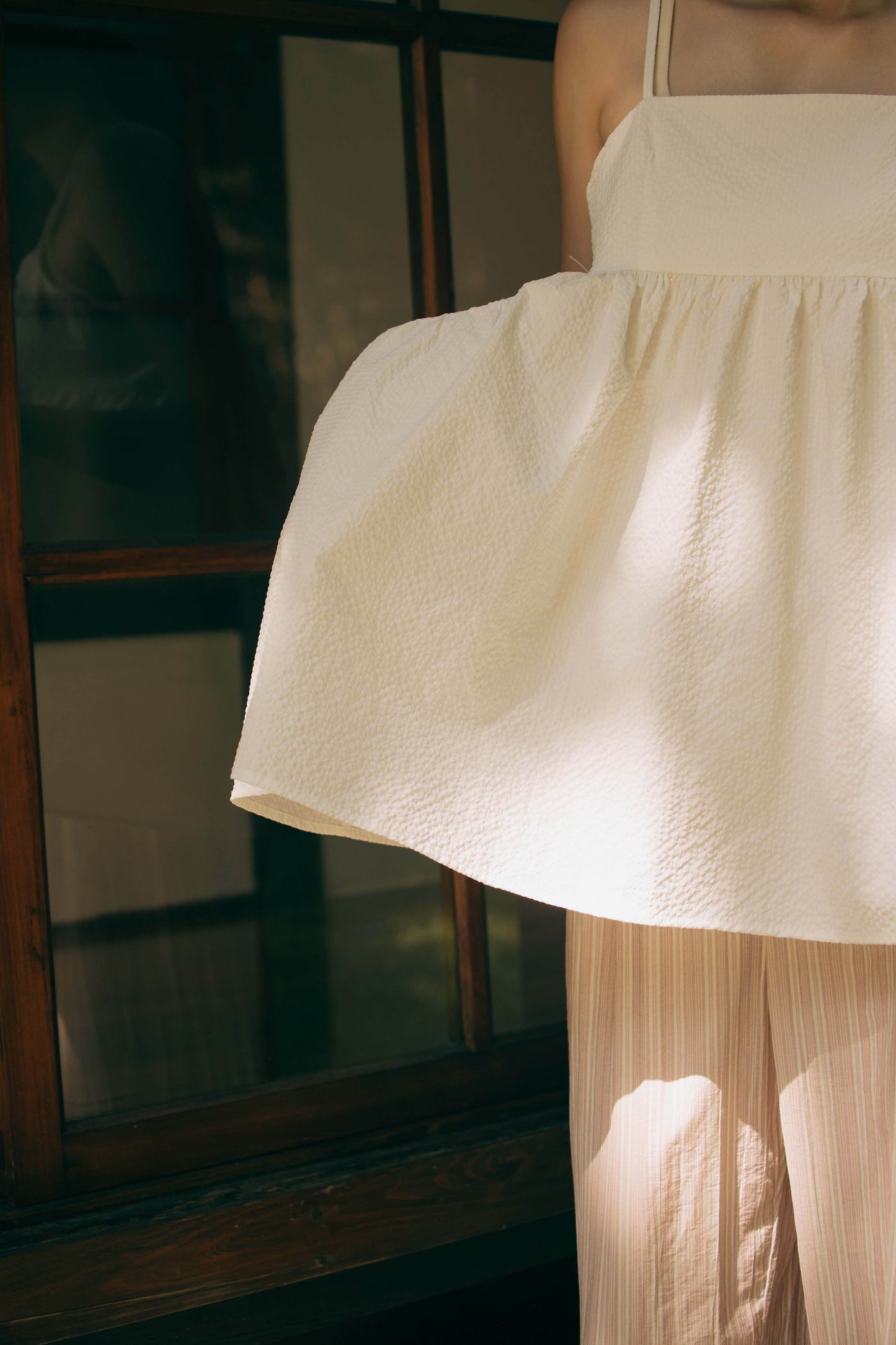 (2色)泡泡細肩上衣